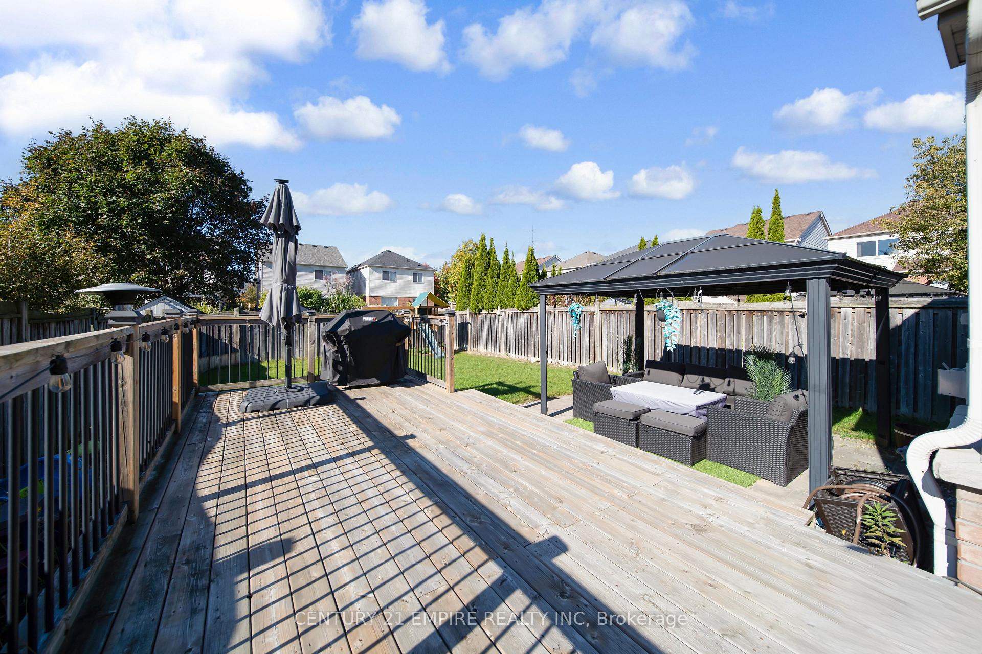Photo 26 of 77 Beachgrove Crescent, Whitby, Taunton North — HOMEH