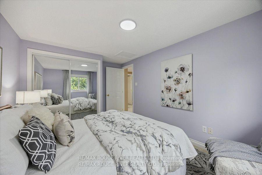 Photo 19 of 20 Frazer Road, Ajax, South West — HOMEH