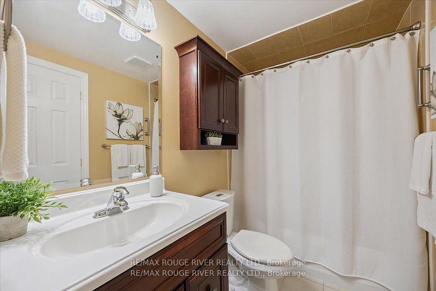 Photo 20 of 20 Frazer Road, Ajax, South West — HOMEH