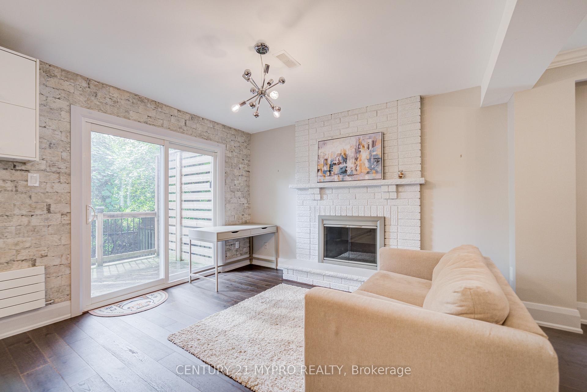 Photo 7 of 11 Sundown Court, Vaughan, Lakeview Estates — HOMEH