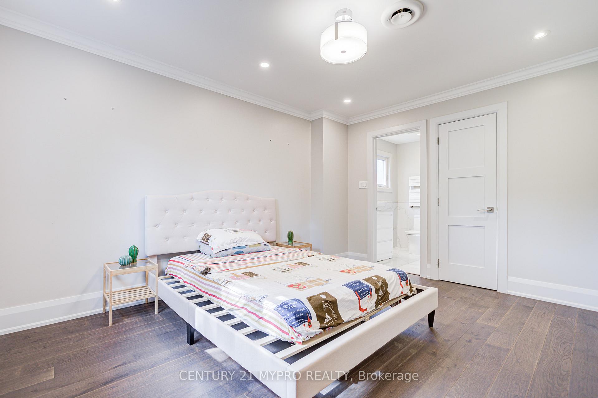 Photo 25 of 11 Sundown Court, Vaughan, Lakeview Estates — HOMEH