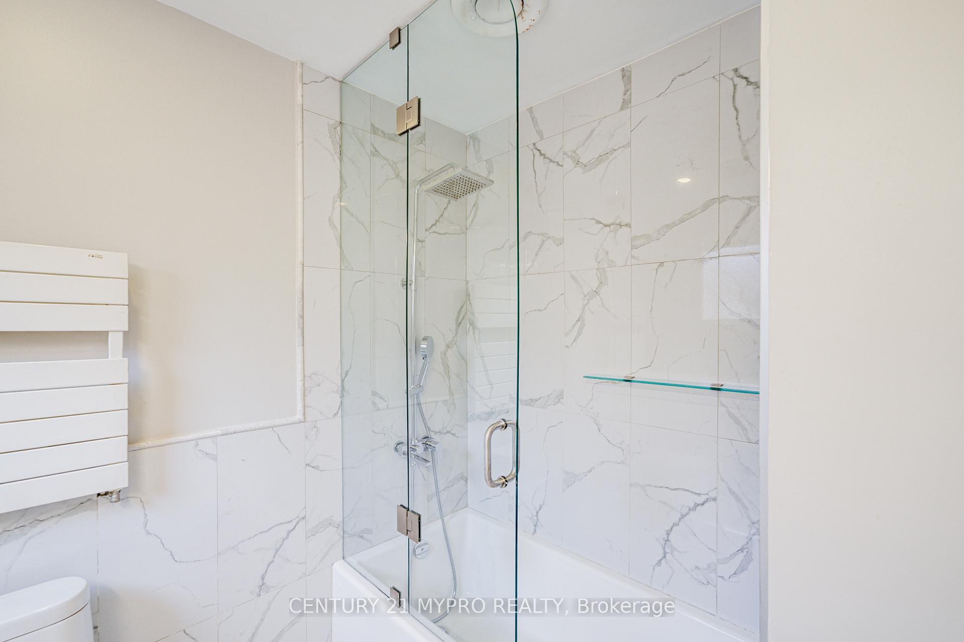 Photo 27 of 11 Sundown Court, Vaughan, Lakeview Estates — HOMEH