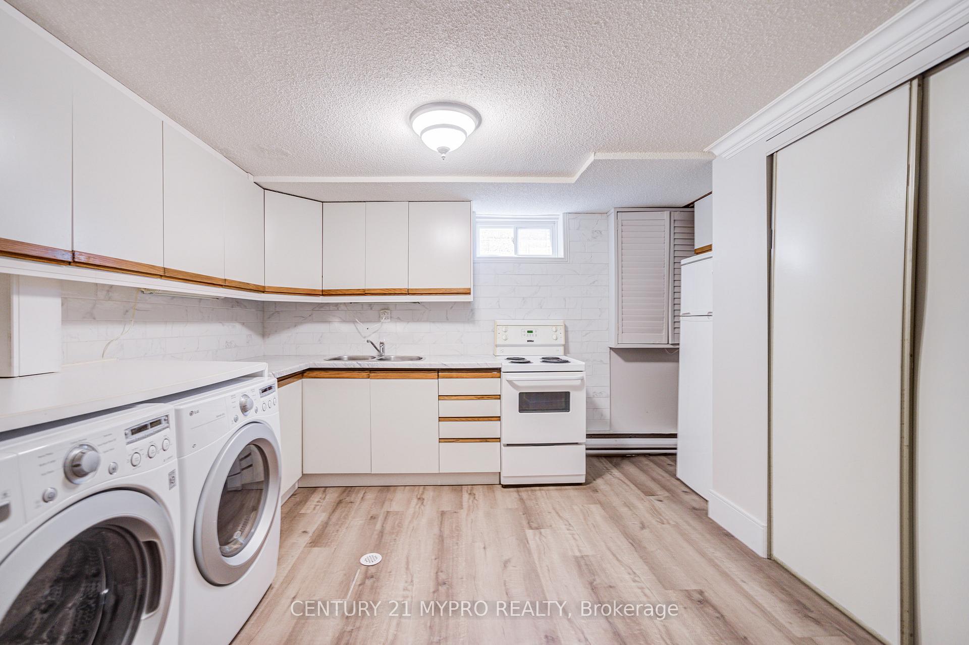 Photo 30 of 11 Sundown Court, Vaughan, Lakeview Estates — HOMEH