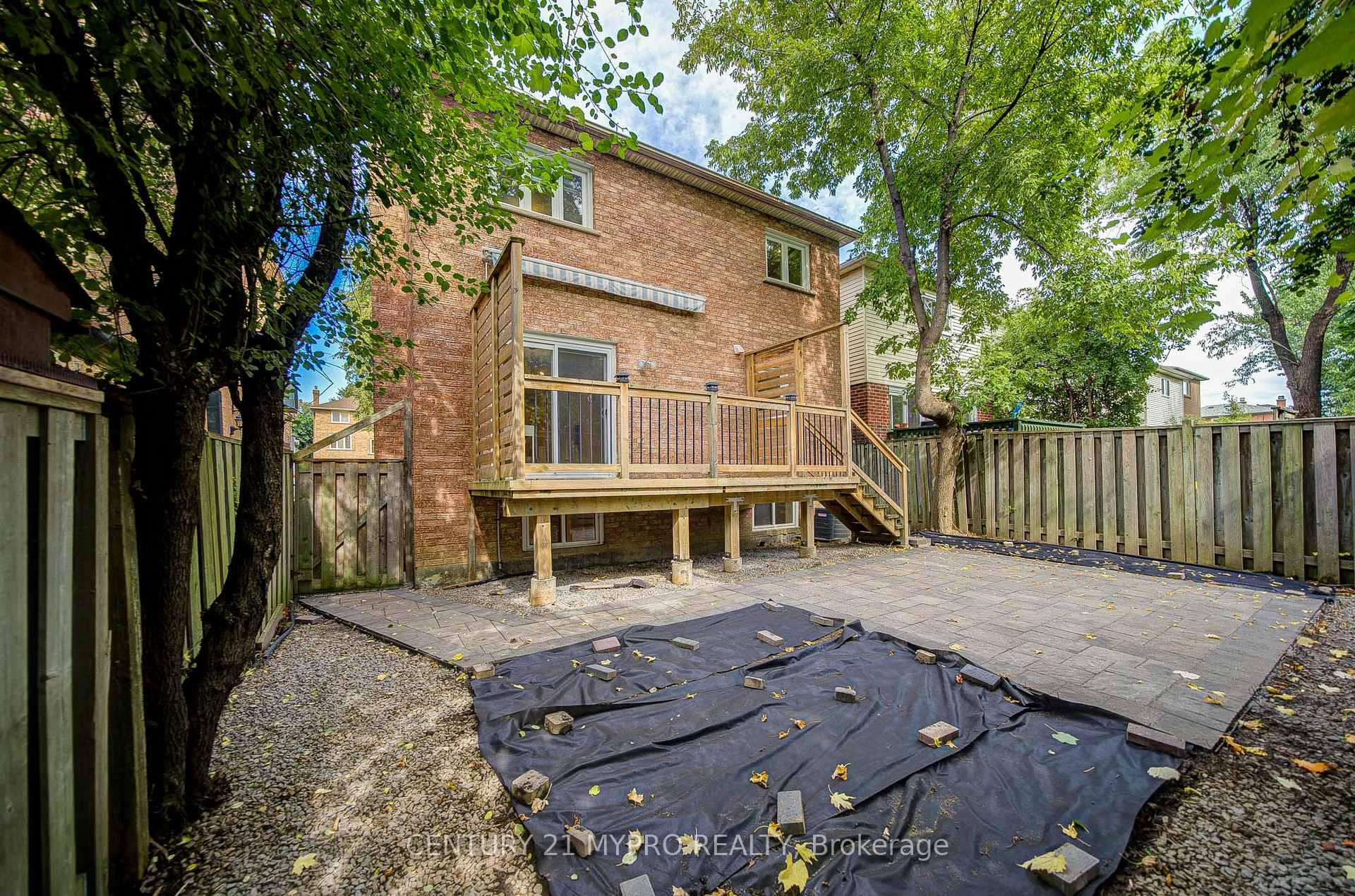 Photo 36 of 11 Sundown Court, Vaughan, Lakeview Estates — HOMEH