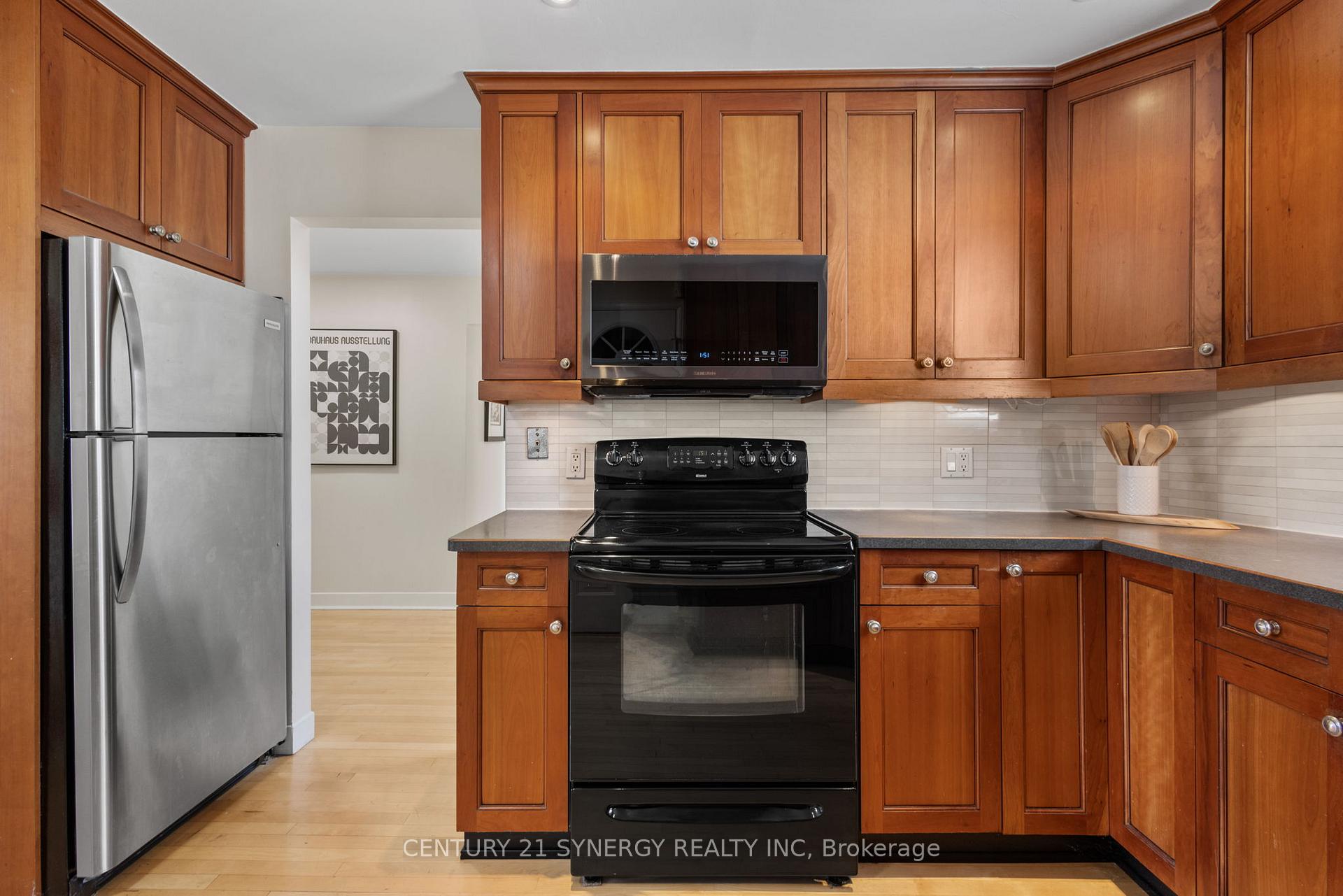 Photo 16 of 3830 Albion Road S, Ottawa, Emerald Woods/Sawmill Creek — HOMEH