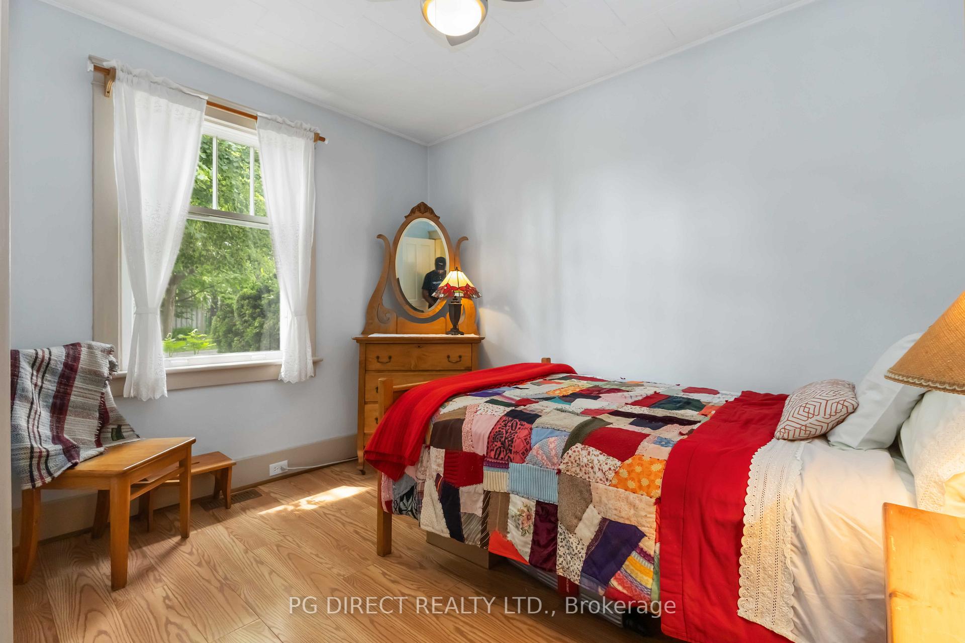 Photo 12 of 108 Walnut Street W, Whitby, Downtown Whitby — HOMEH