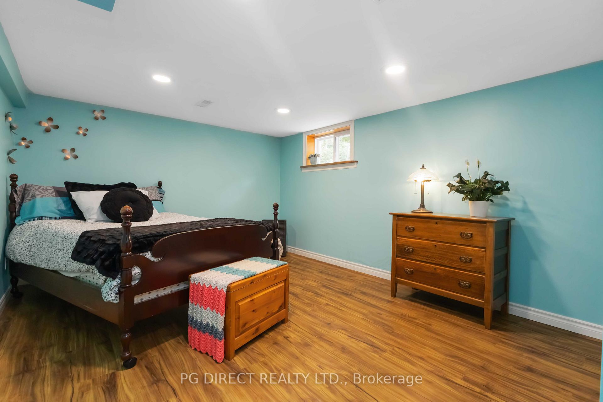Photo 16 of 108 Walnut Street W, Whitby, Downtown Whitby — HOMEH