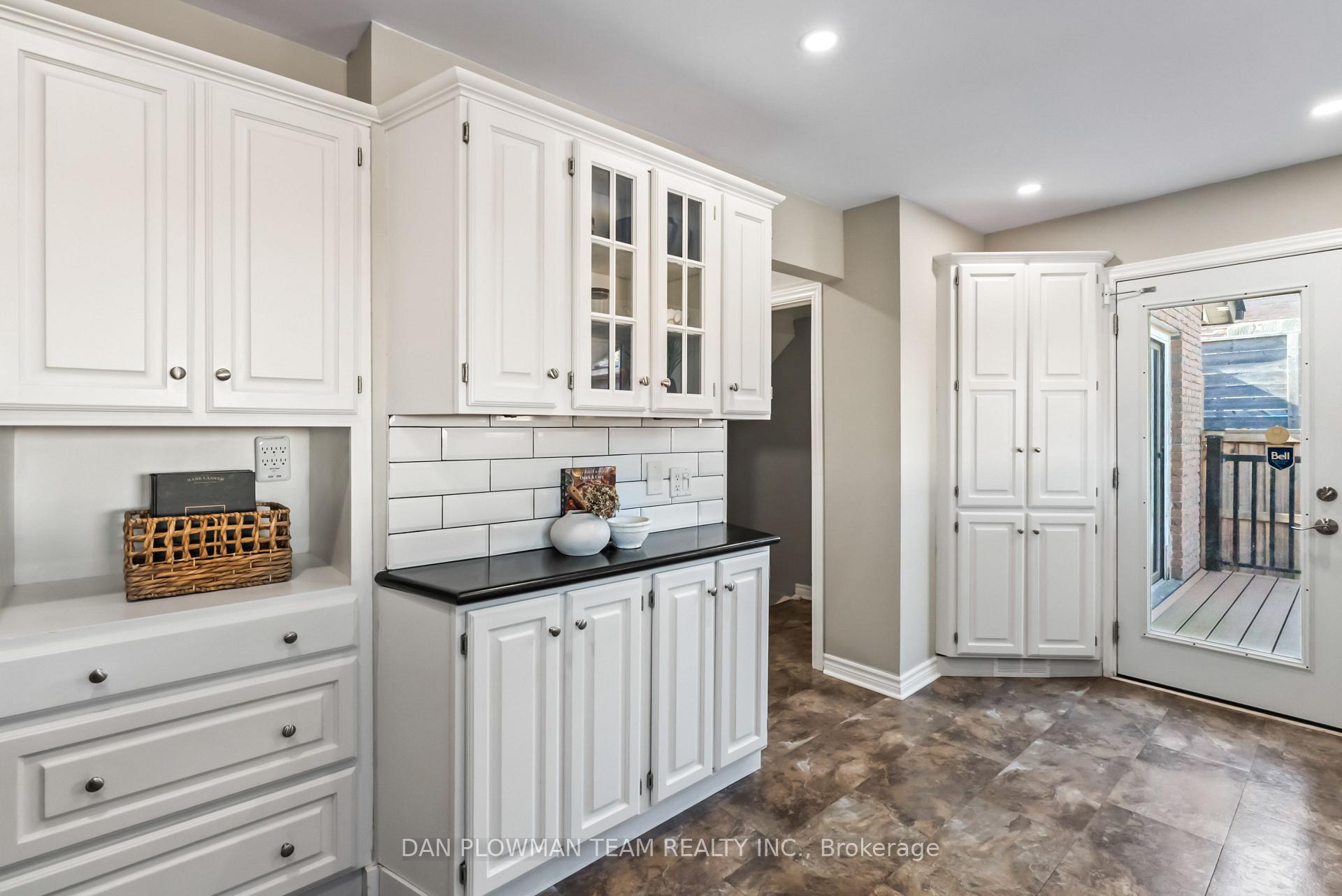 Photo 13 of 3 Hawkstone Crescent, Whitby, Blue Grass Meadows — HOMEH