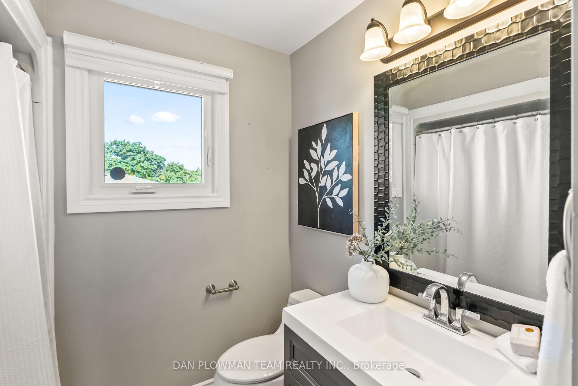 Photo 31 of 3 Hawkstone Crescent, Whitby, Blue Grass Meadows — HOMEH