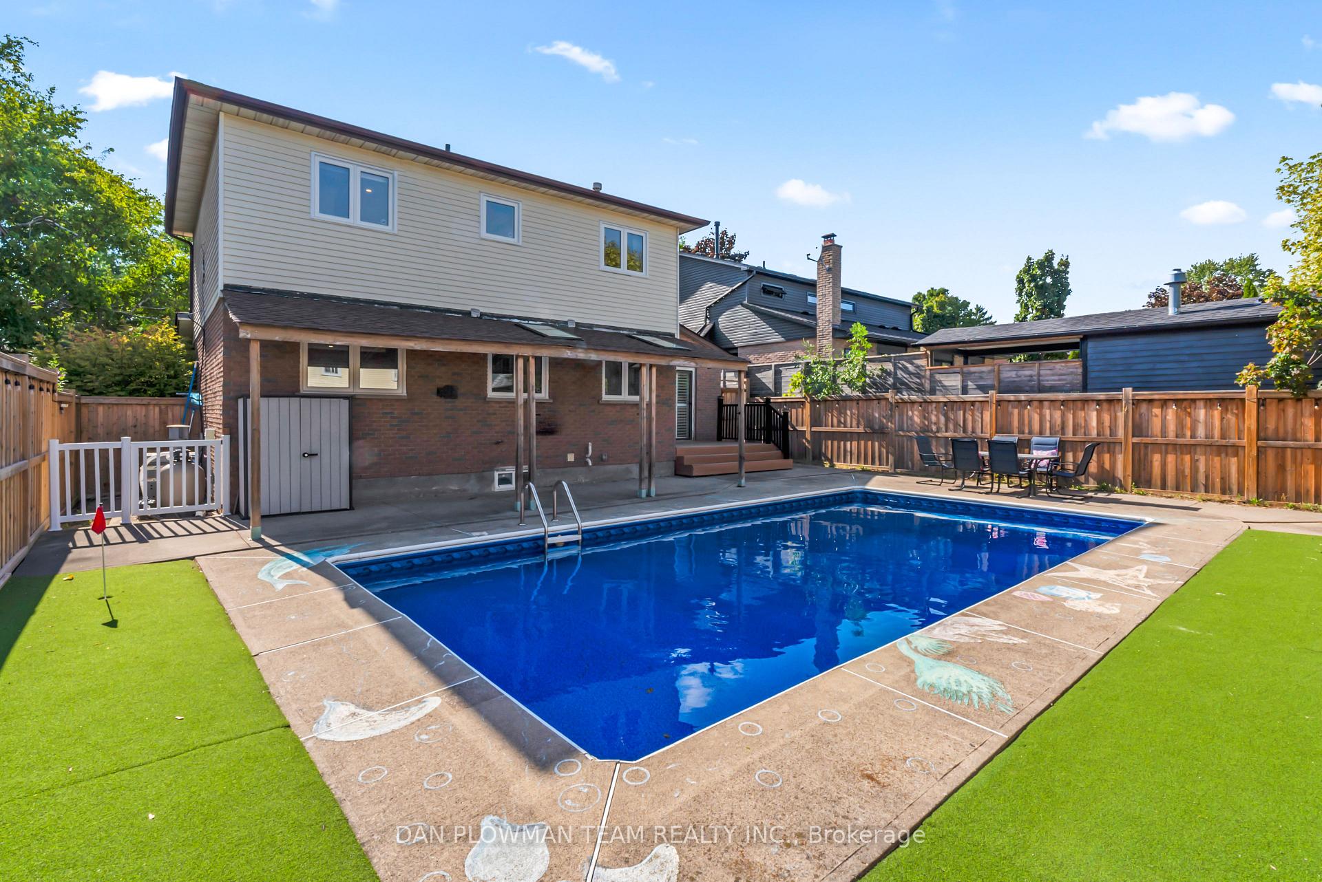 Photo 42 of 3 Hawkstone Crescent, Whitby, Blue Grass Meadows — HOMEH