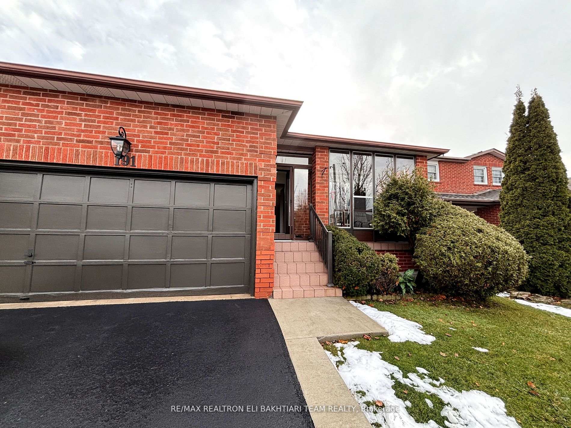 Photo 1 of 191 Oliver Lane, Vaughan, Maple — HOMEH