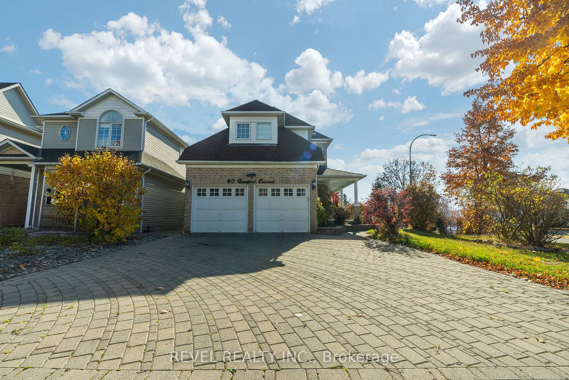Photo 1 of 40 Sandford Crescent, Whitby, Rolling Acres — HOMEH