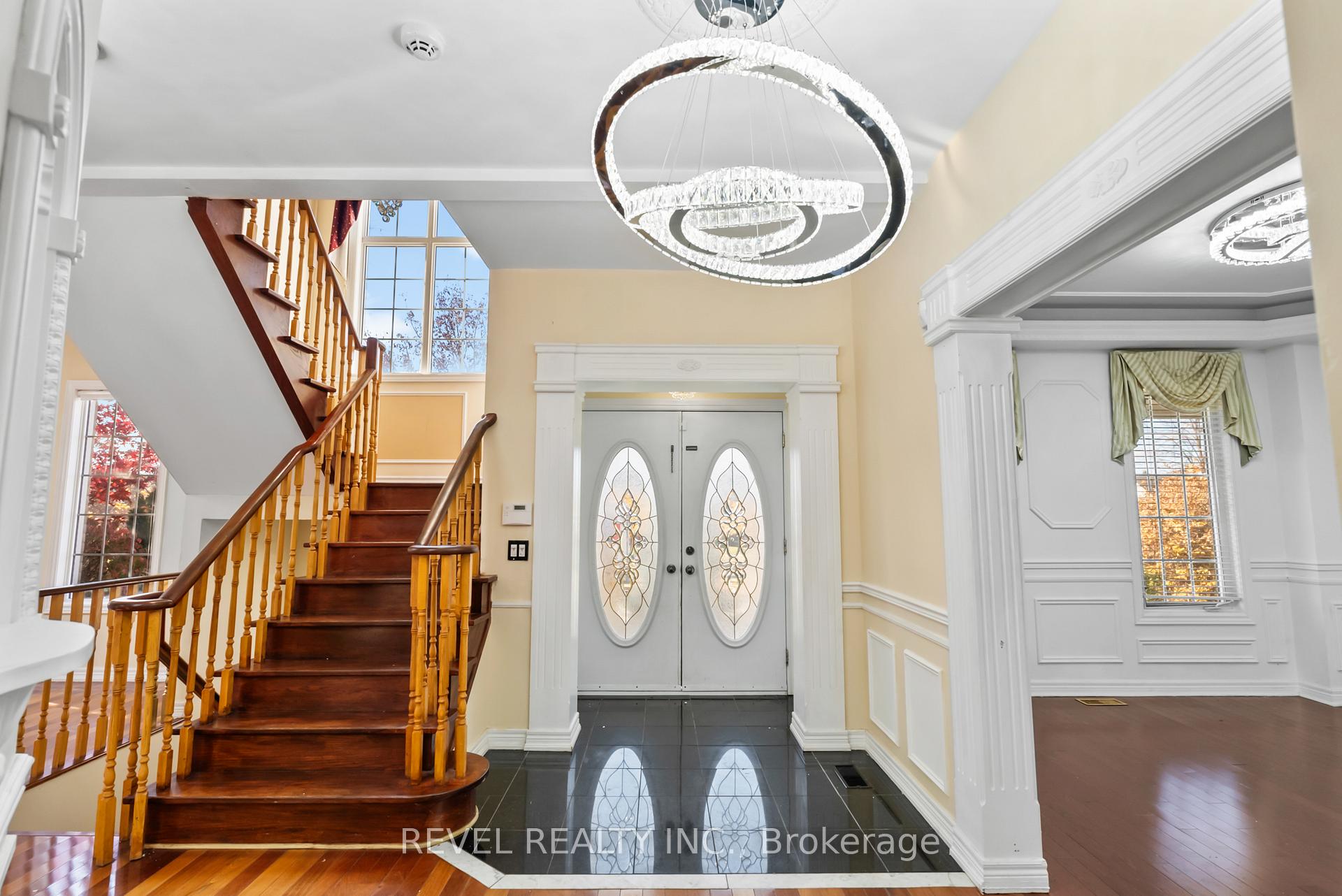 Photo 3 of 40 Sandford Crescent, Whitby, Rolling Acres — HOMEH