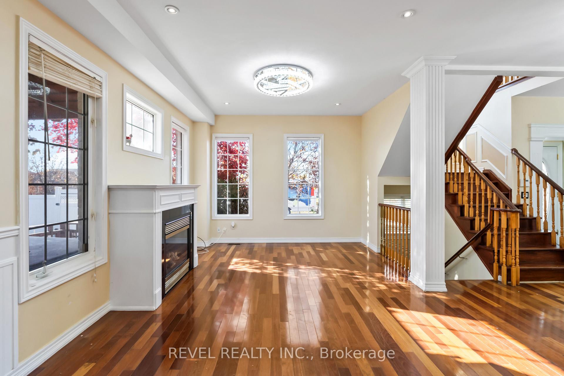 Photo 6 of 40 Sandford Crescent, Whitby, Rolling Acres — HOMEH