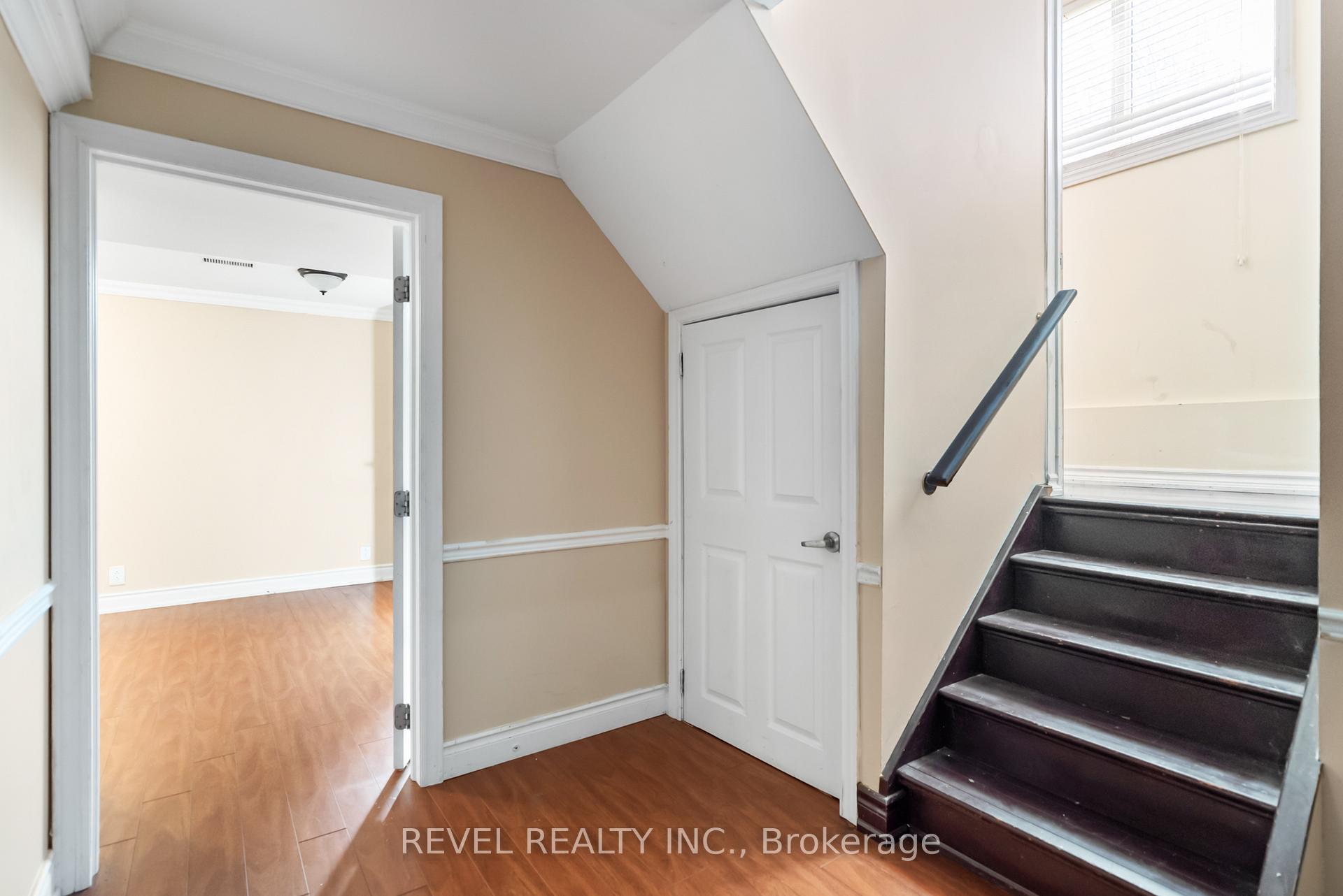 Photo 33 of 40 Sandford Crescent, Whitby, Rolling Acres — HOMEH
