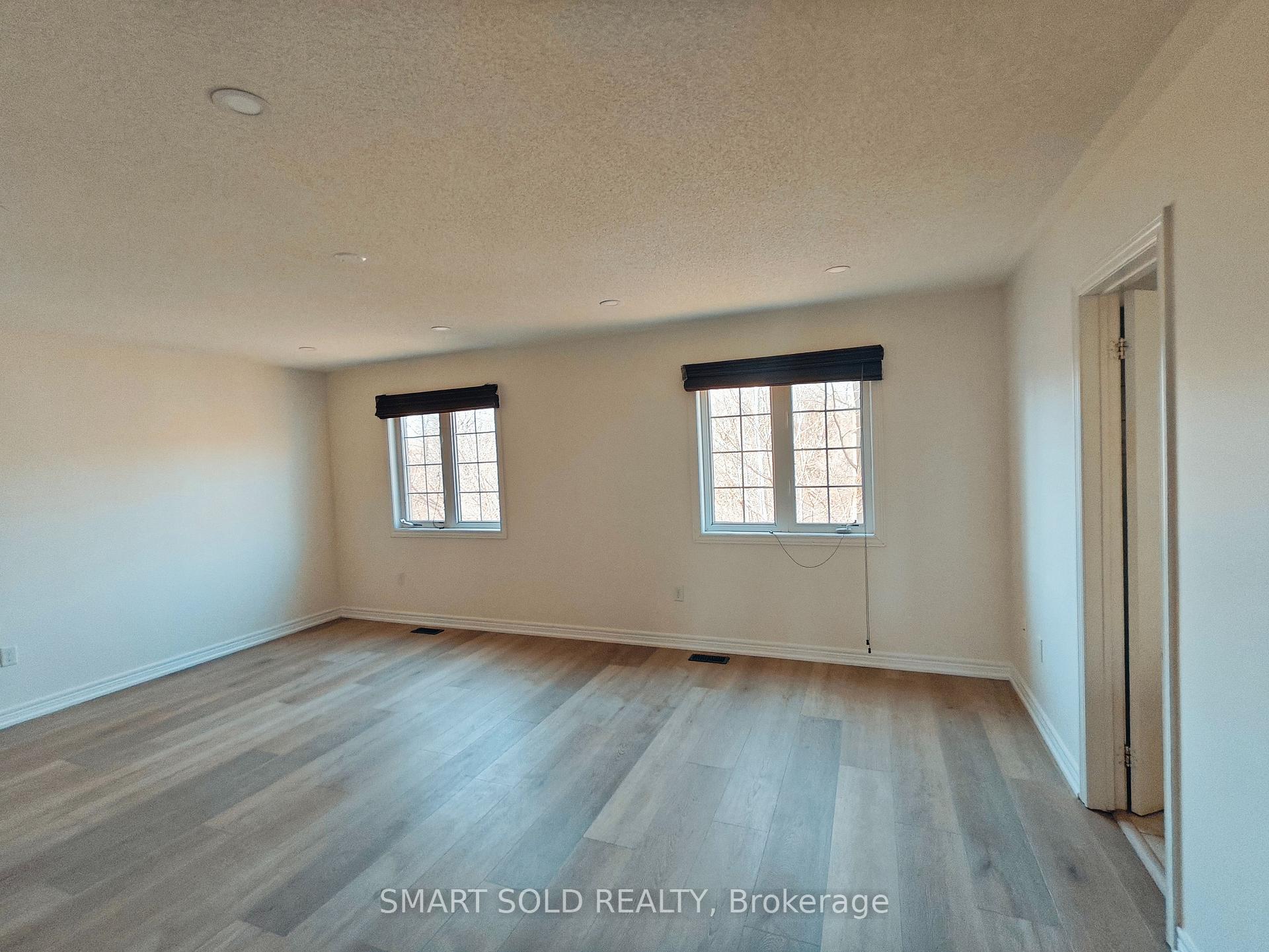 Photo 18 of 56 Santa Amato Crescent, Vaughan, Patterson — HOMEH
