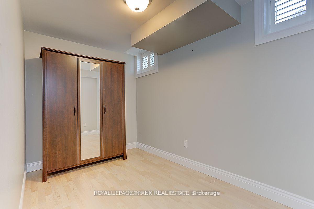 Photo 6 of 76 Kenilworth Crescent, Whitby, Brooklin — HOMEH