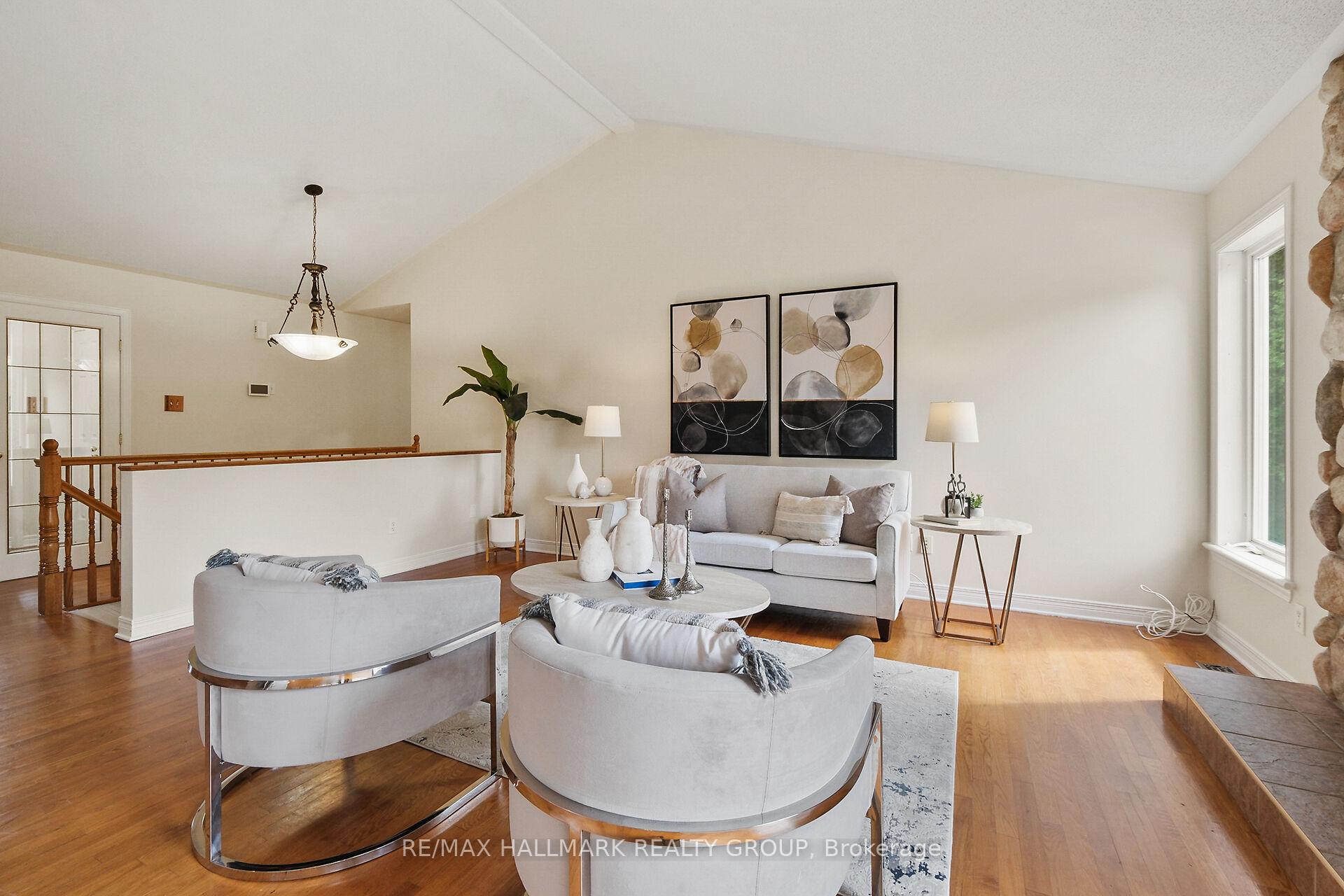 Photo 16 of 207 Northcote Drive, Beckwith, Beckwith Twp — HOMEH