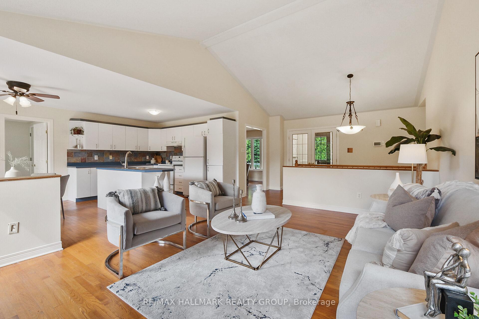 Photo 14 of 207 Northcote Drive, Beckwith, Beckwith Twp — HOMEH