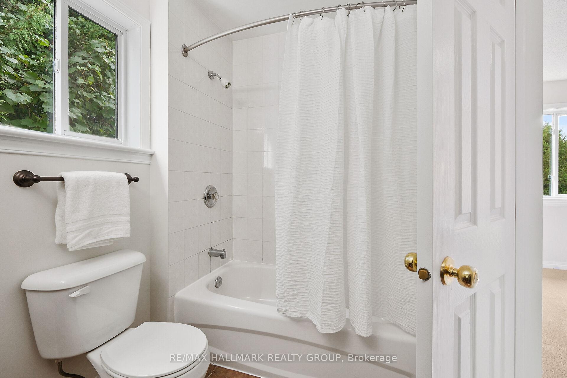 Photo 38 of 207 Northcote Drive, Beckwith, Beckwith Twp — HOMEH