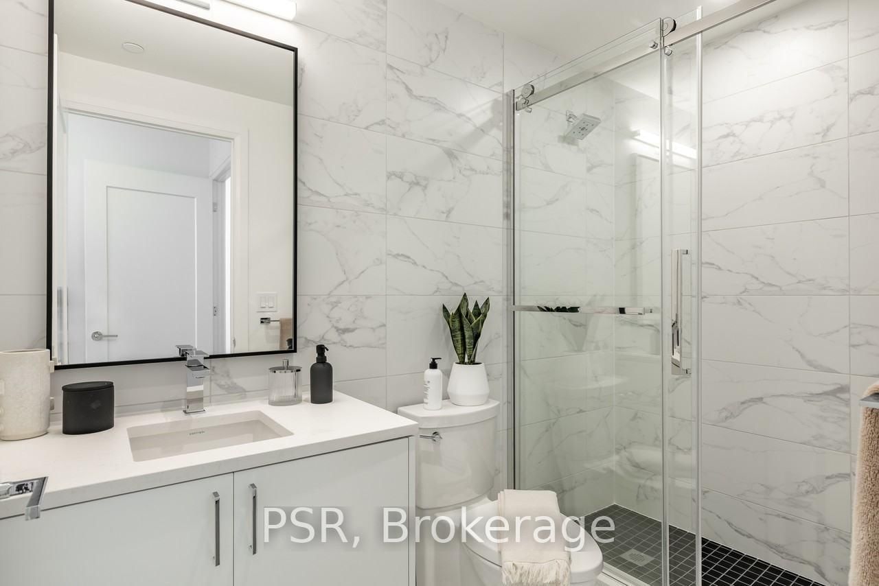 Photo 8 of Unit 402, 71 Redpath Ave, Toronto, Mount Pleasant West — HOMEH