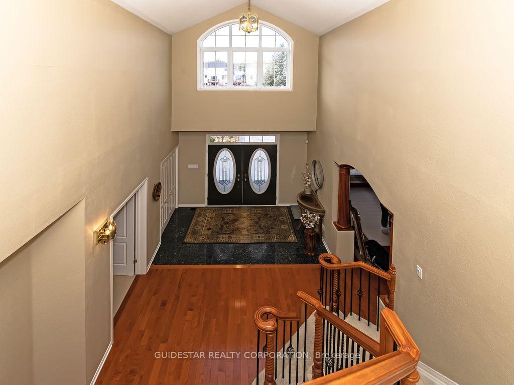 Photo 4 of 58 Tradewinds Drive, Ottawa, Barrhaven East — HOMEH