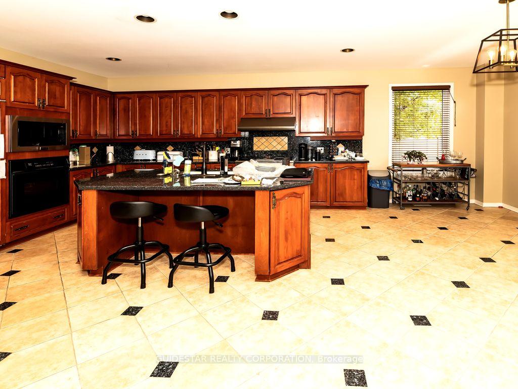 Photo 20 of 58 Tradewinds Drive, Ottawa, Barrhaven East — HOMEH