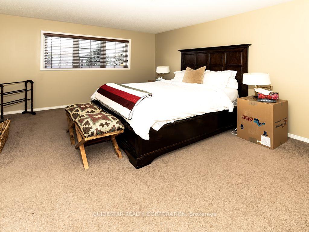 Photo 26 of 58 Tradewinds Drive, Ottawa, Barrhaven East — HOMEH