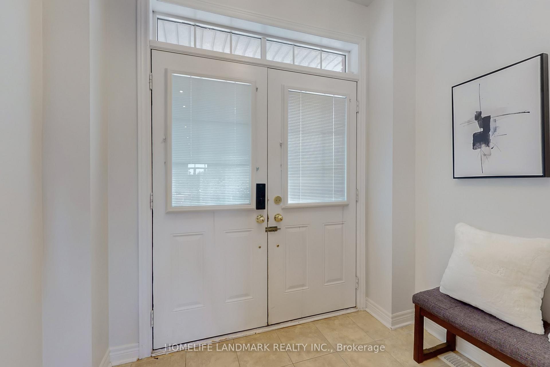 Photo 13 of 62 White Spruce Crescent, Vaughan, Patterson — HOMEH
