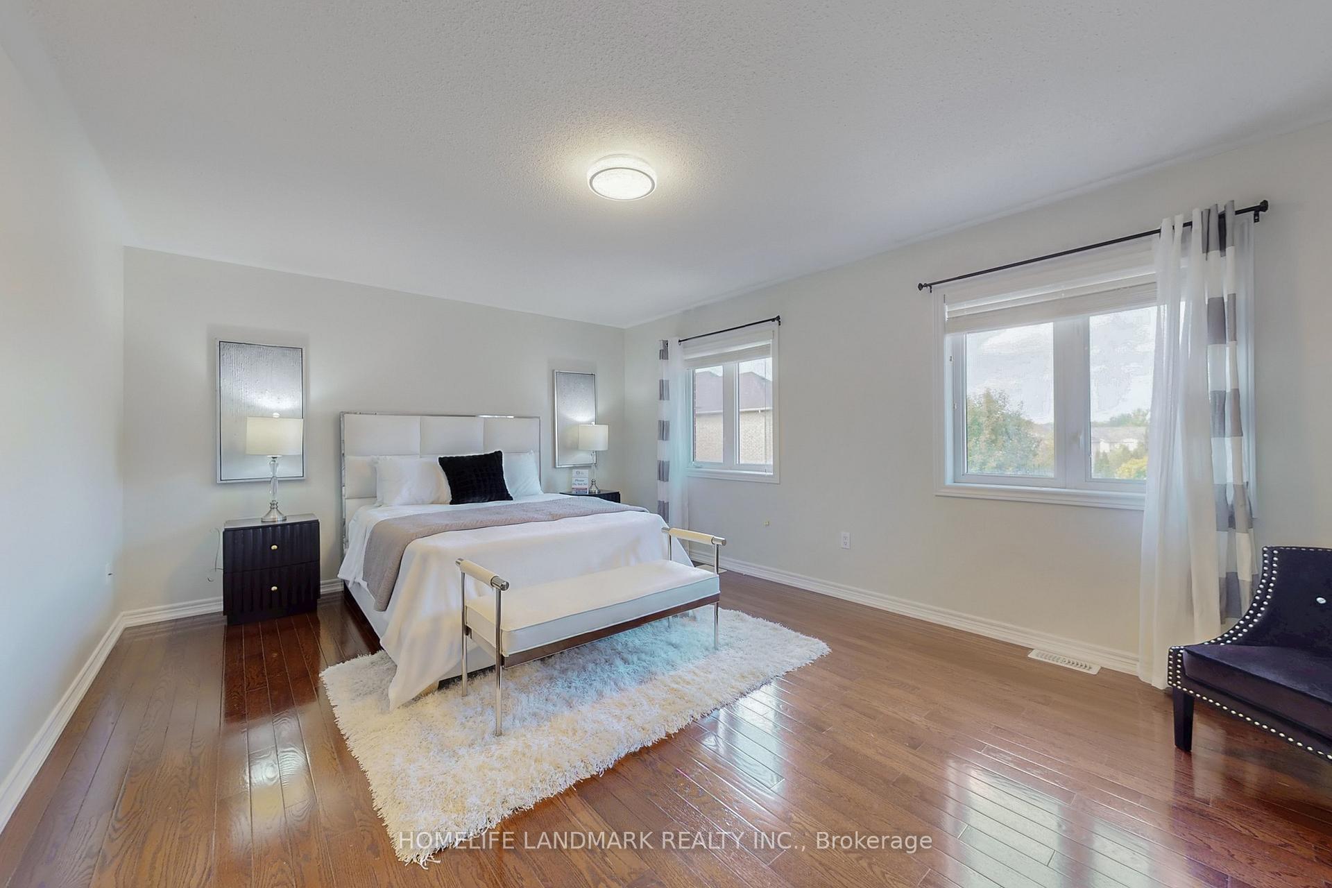 Photo 16 of 62 White Spruce Crescent, Vaughan, Patterson — HOMEH