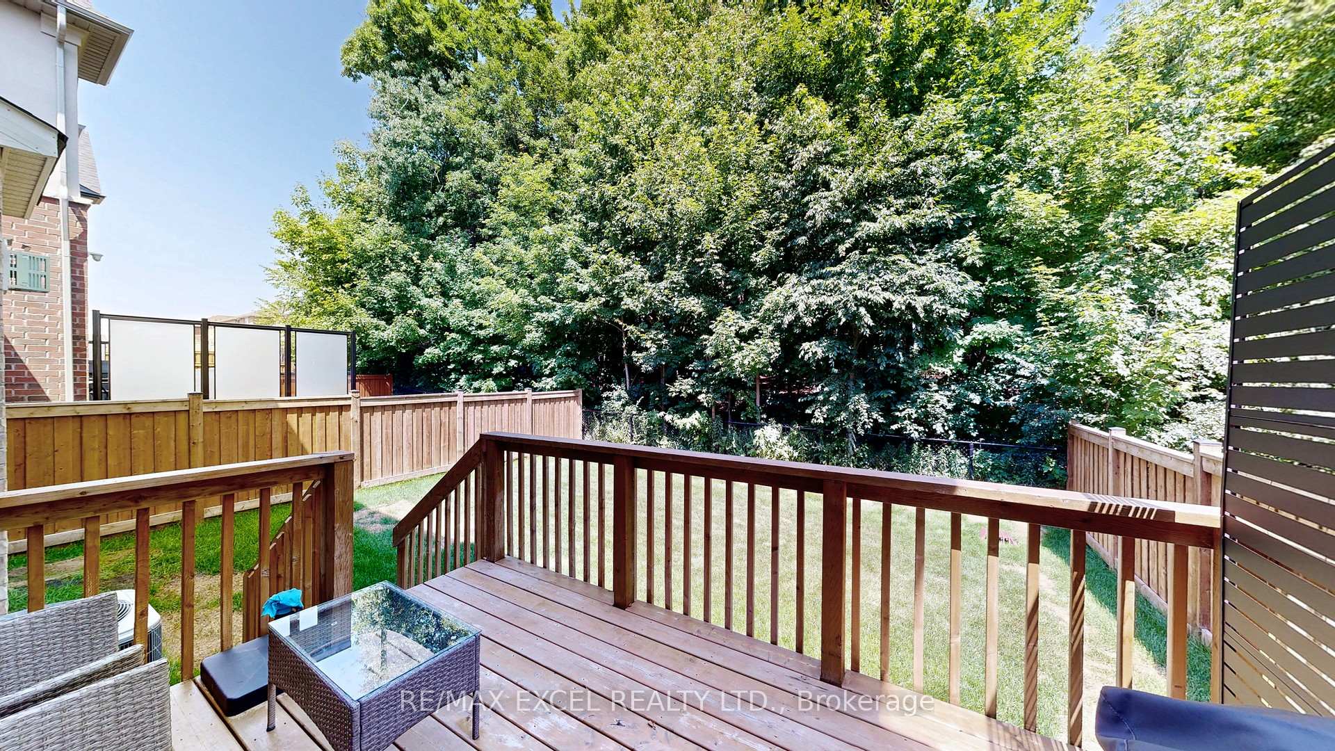 Photo 4 of 60 Sikura Circle, Aurora, Rural Aurora — HOMEH