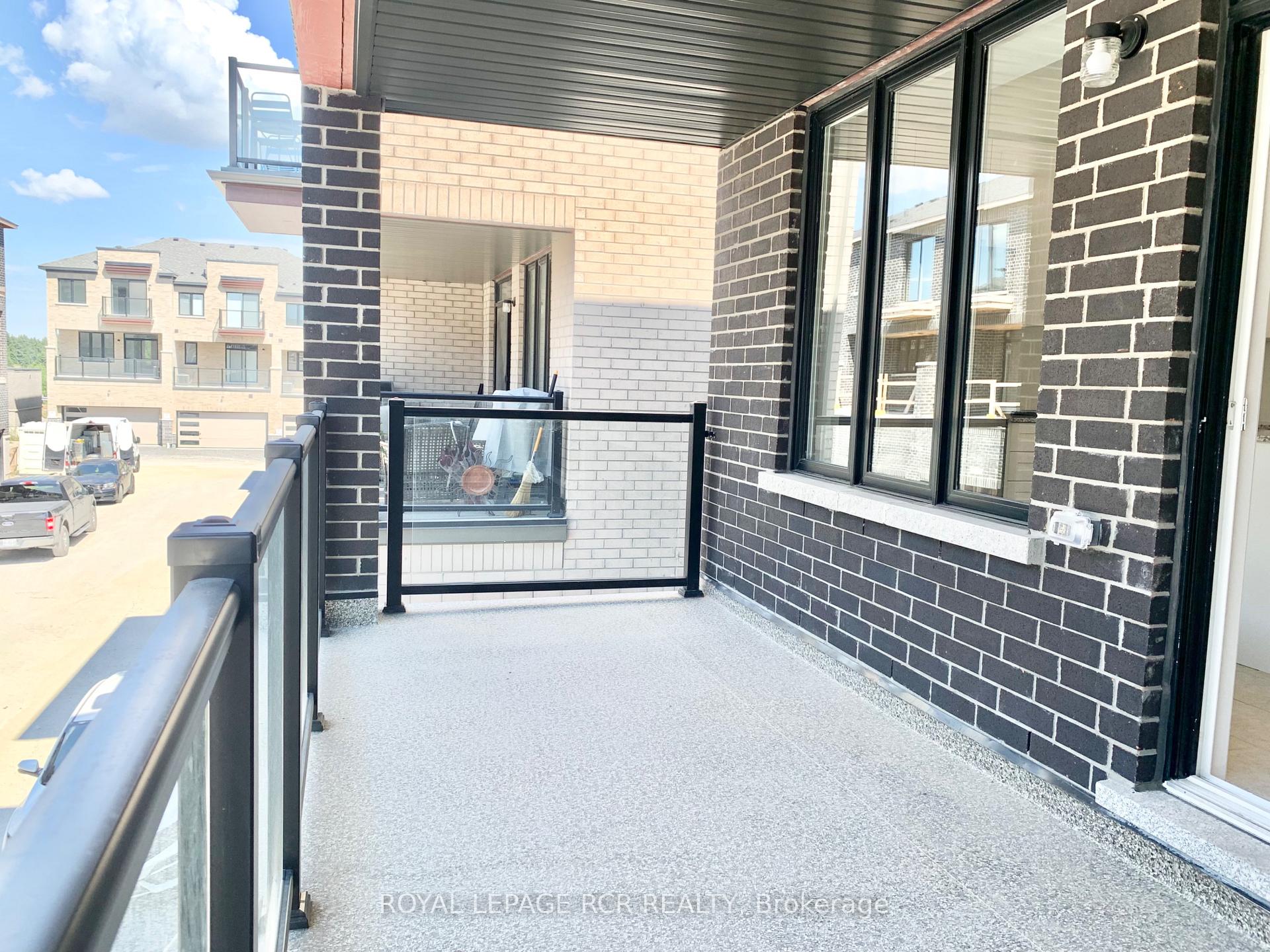 Photo 7 of 32 Dockside Way, Whitby, Port Whitby — HOMEH