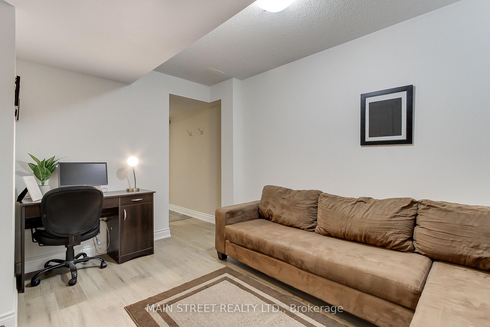 Photo 7 of 9 Magpie Way E, Whitby, Blue Grass Meadows — HOMEH