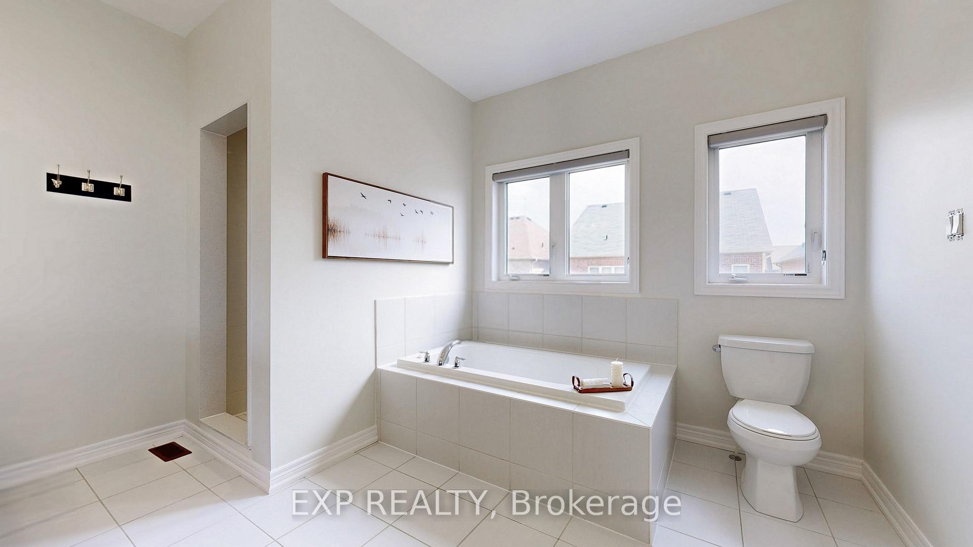 Photo 1 of 552 Mactier Drive S, Vaughan, Kleinburg — HOMEH