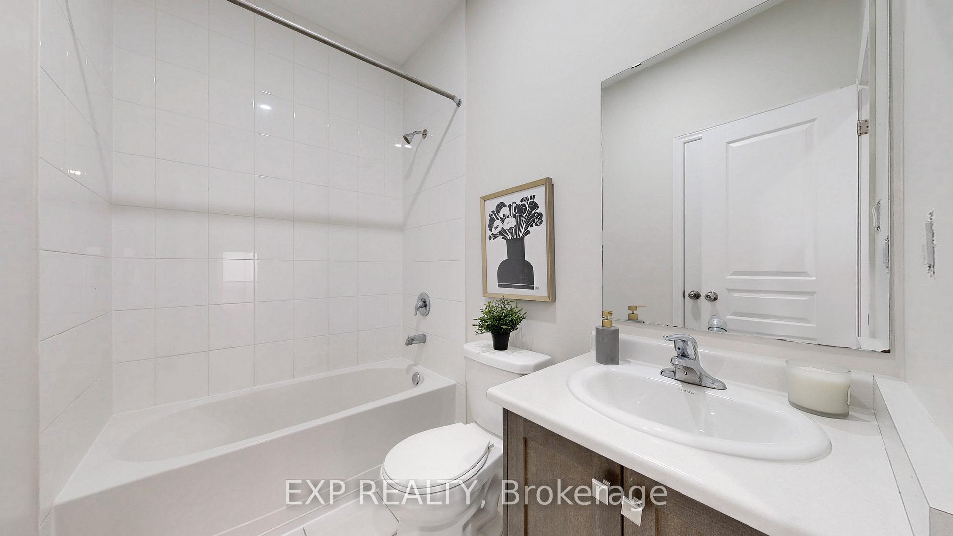 Photo 3 of 552 Mactier Drive S, Vaughan, Kleinburg — HOMEH