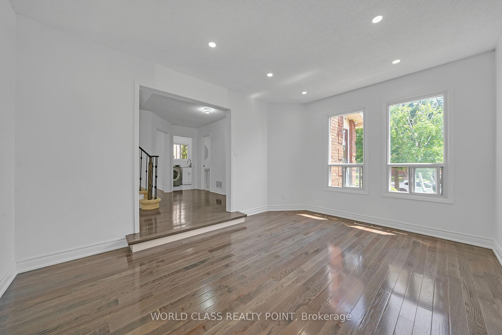 Photo 8 of 202 Bridgewater Avenue, Whitby, Pringle Creek — HOMEH
