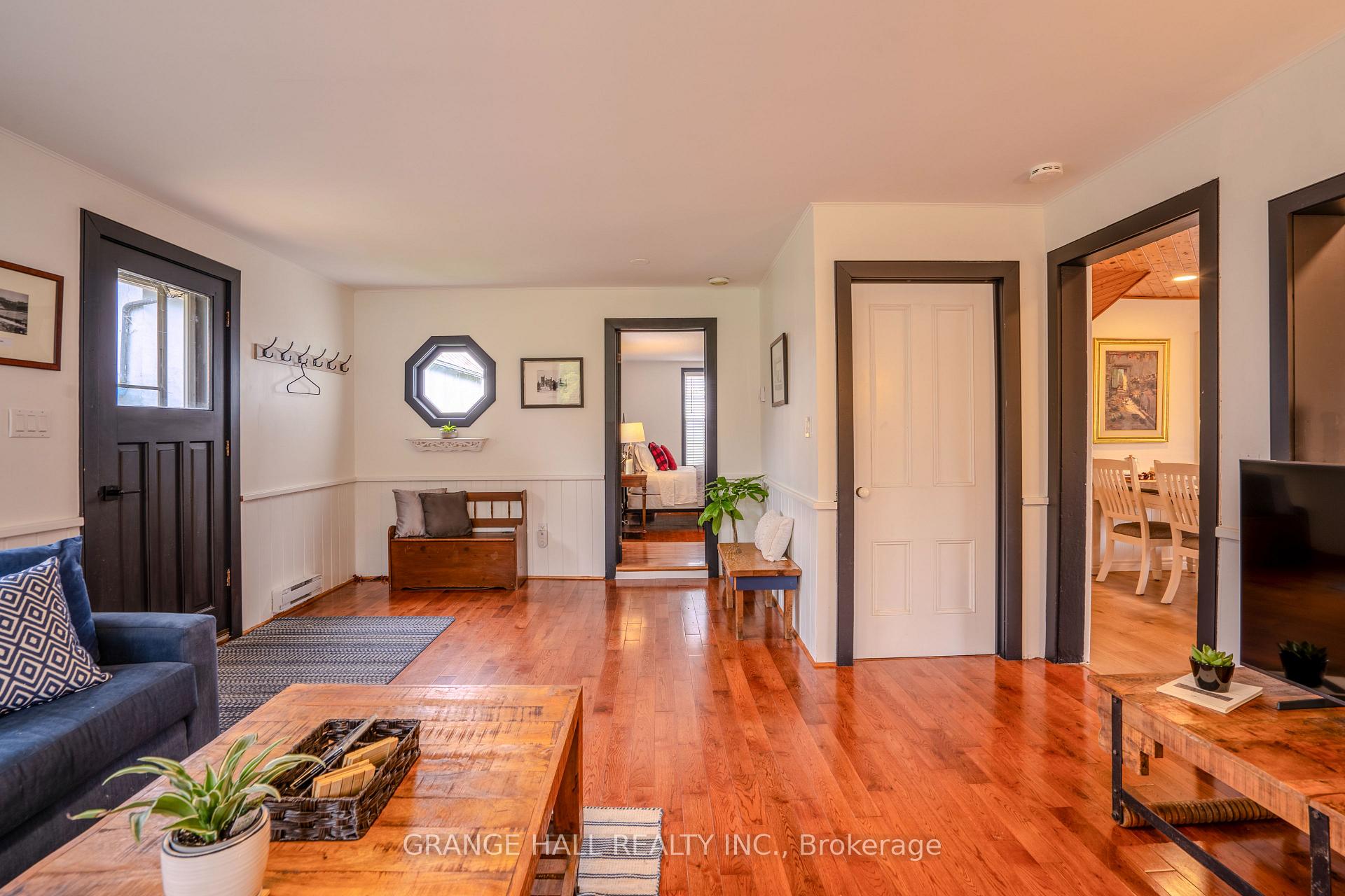 Photo 11 of 10921 Jane Street, Vaughan, Rural Vaughan — HOMEH