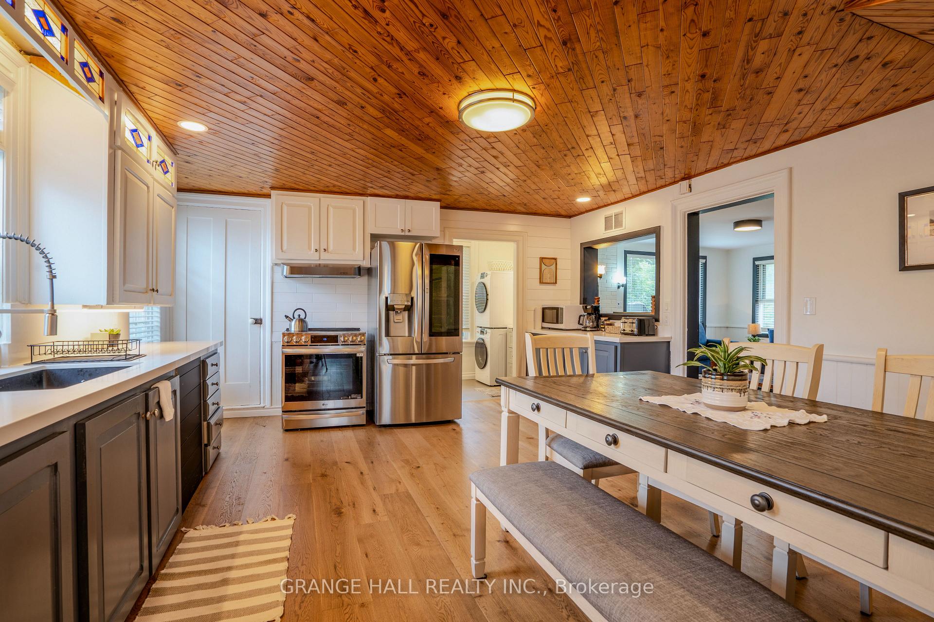 Photo 14 of 10921 Jane Street, Vaughan, Rural Vaughan — HOMEH