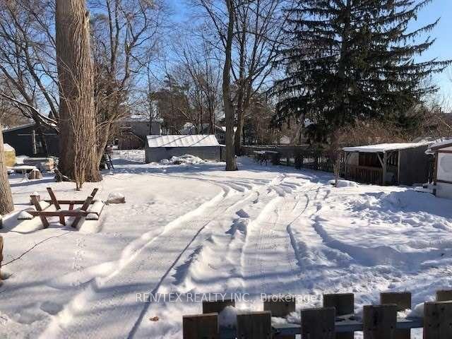 Photo 9 of 427 Brock Street, Whitby, Downtown Whitby — HOMEH