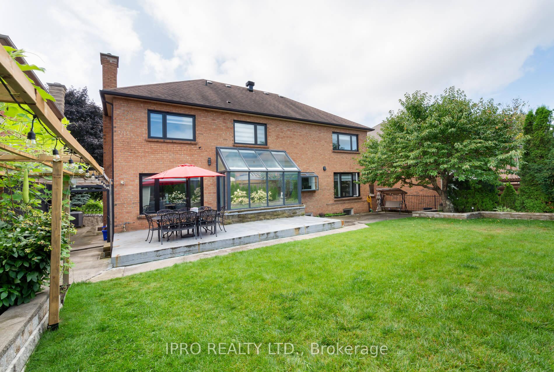 Photo 34 of 10 Paddington Place, Vaughan, Islington Woods — HOMEH