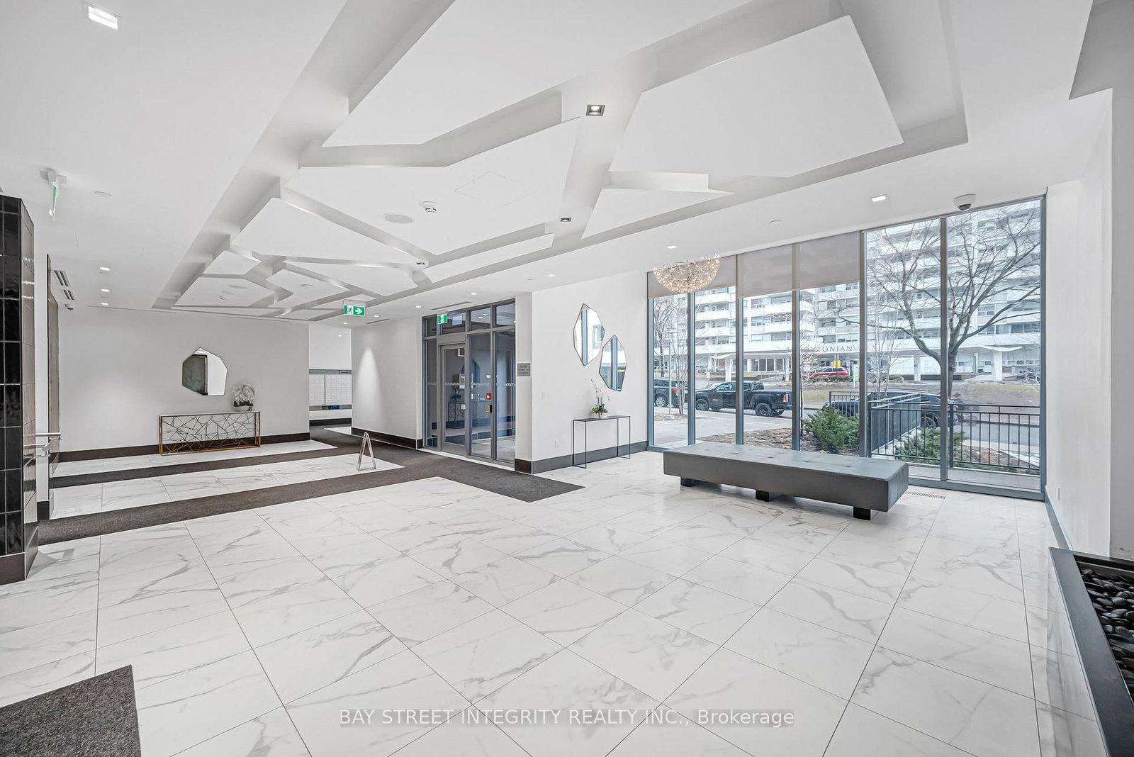 Photo 2 of Unit 1014, 50 Dunfield Ave, Toronto, Mount Pleasant West — HOMEH
