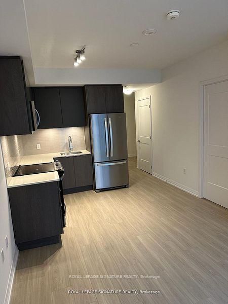 Photo 3 of Unit 913, 50 Dunfield Ave, Toronto, Mount Pleasant East — HOMEH