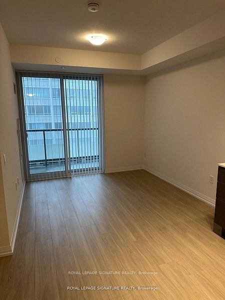 Photo 6 of Unit 913, 50 Dunfield Ave, Toronto, Mount Pleasant East — HOMEH
