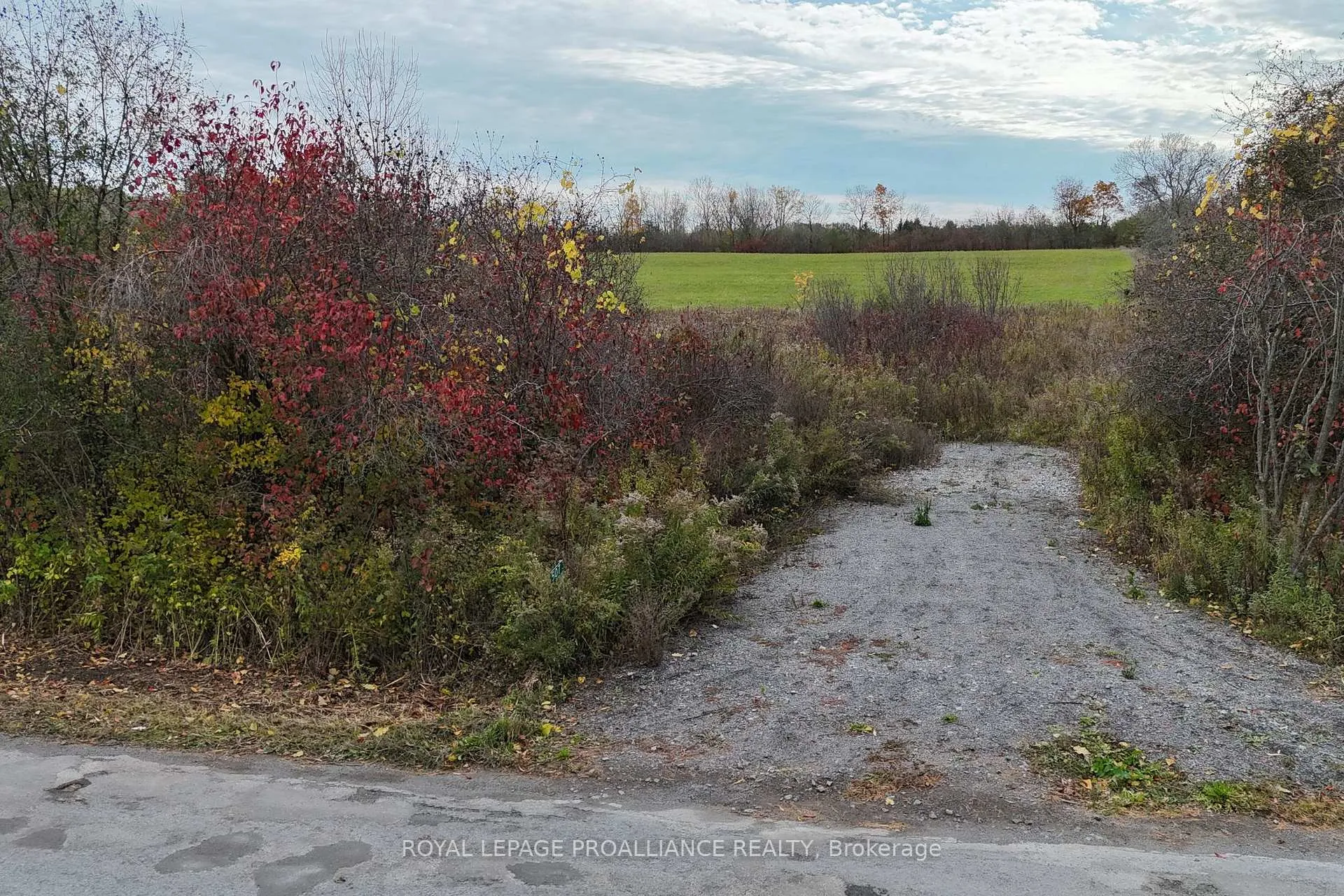 Photo 2 of 507 Smokes Point Road, Prince Edward County, Ameliasburg Ward — HOMEH