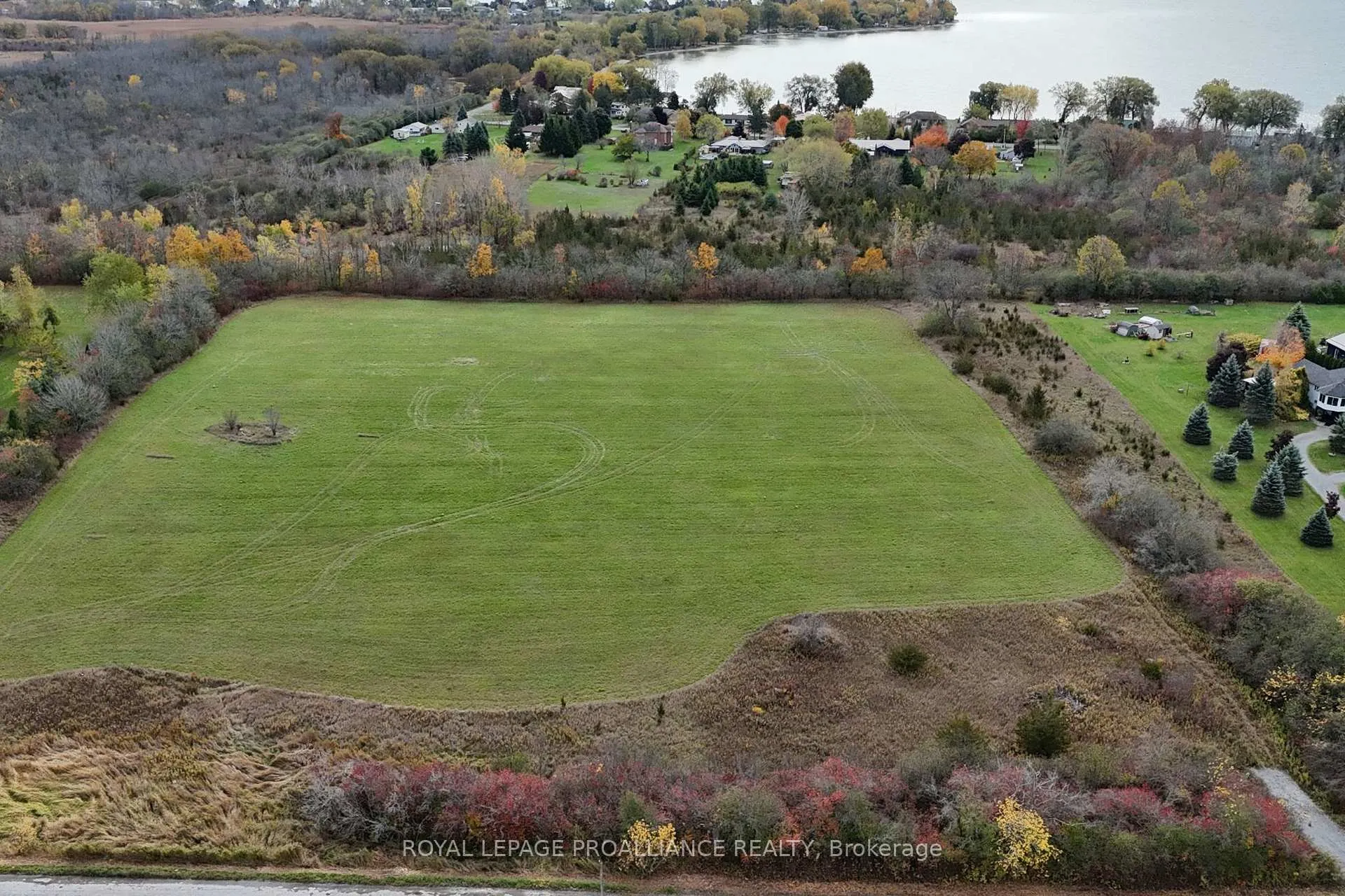 Photo 4 of 507 Smokes Point Road, Prince Edward County, Ameliasburg Ward — HOMEH