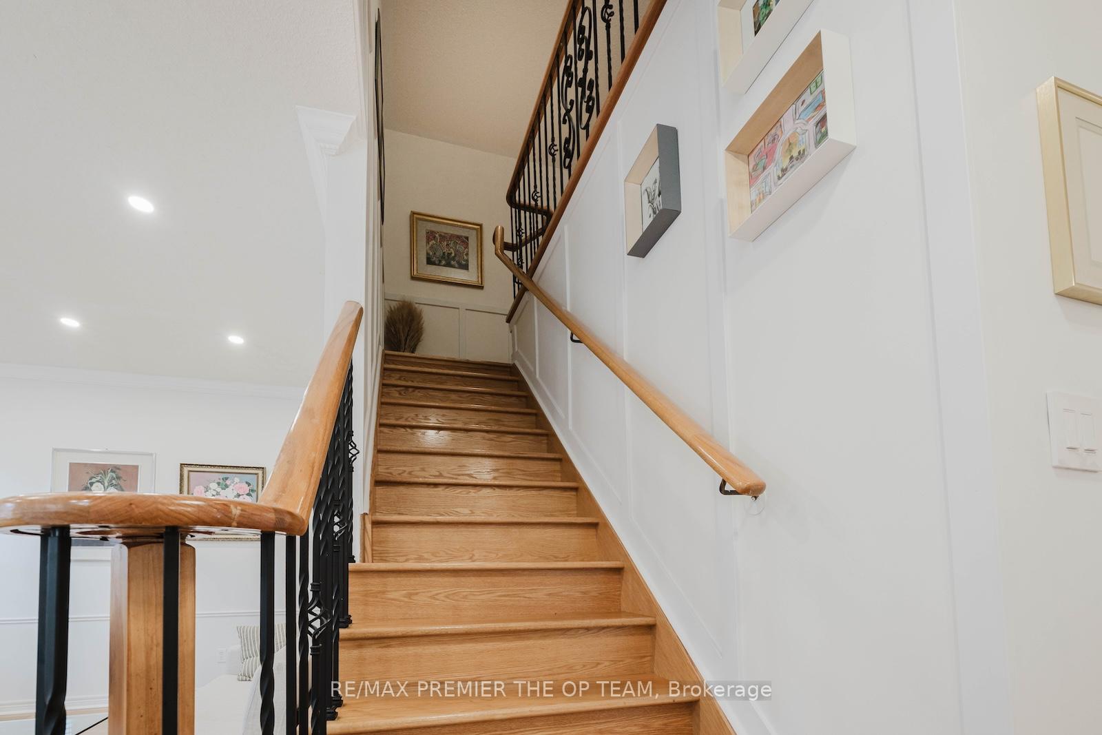 Photo 19 of 42 Osprey Drive, Vaughan, Vellore Village — HOMEH