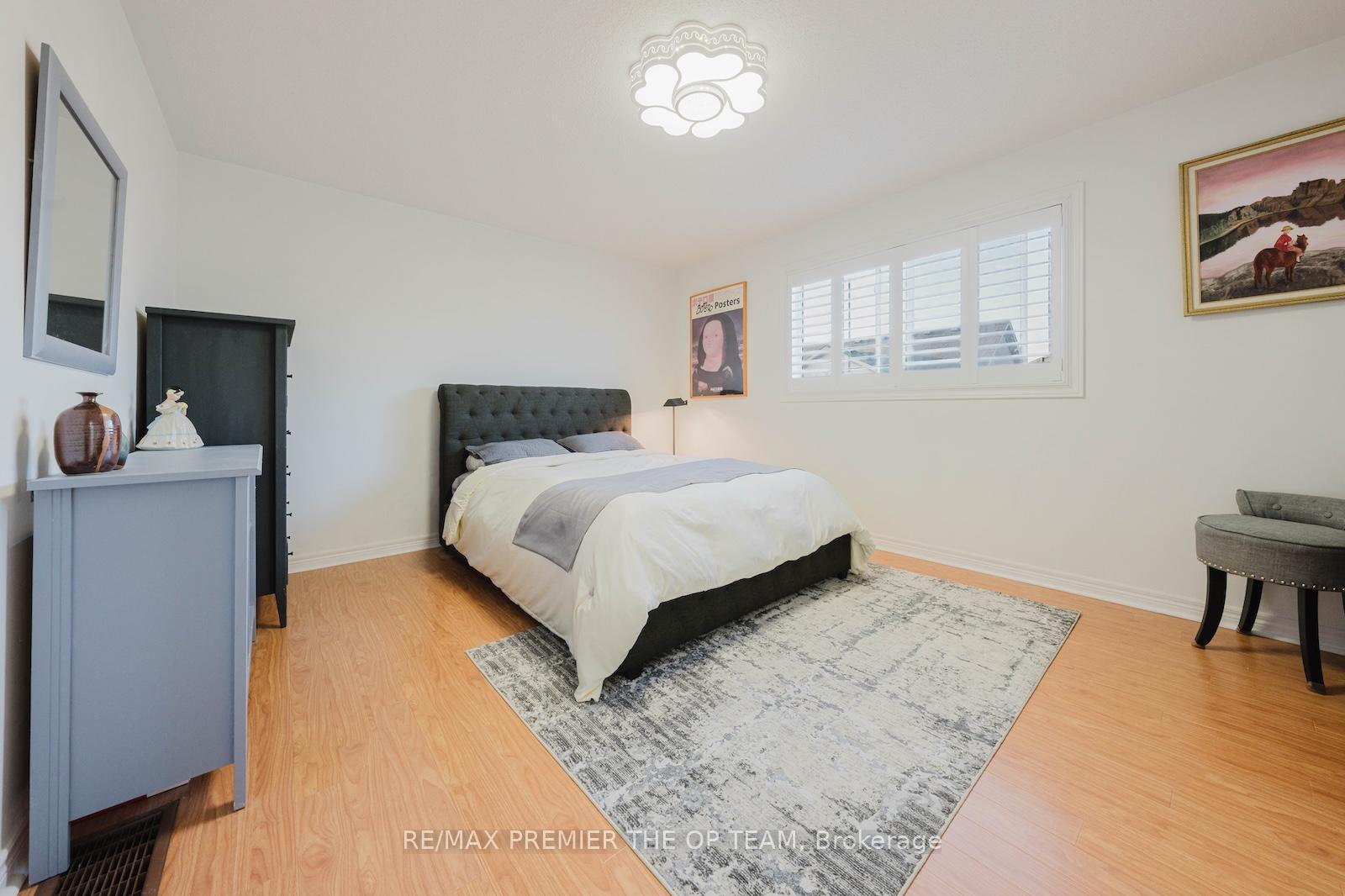 Photo 25 of 42 Osprey Drive, Vaughan, Vellore Village — HOMEH