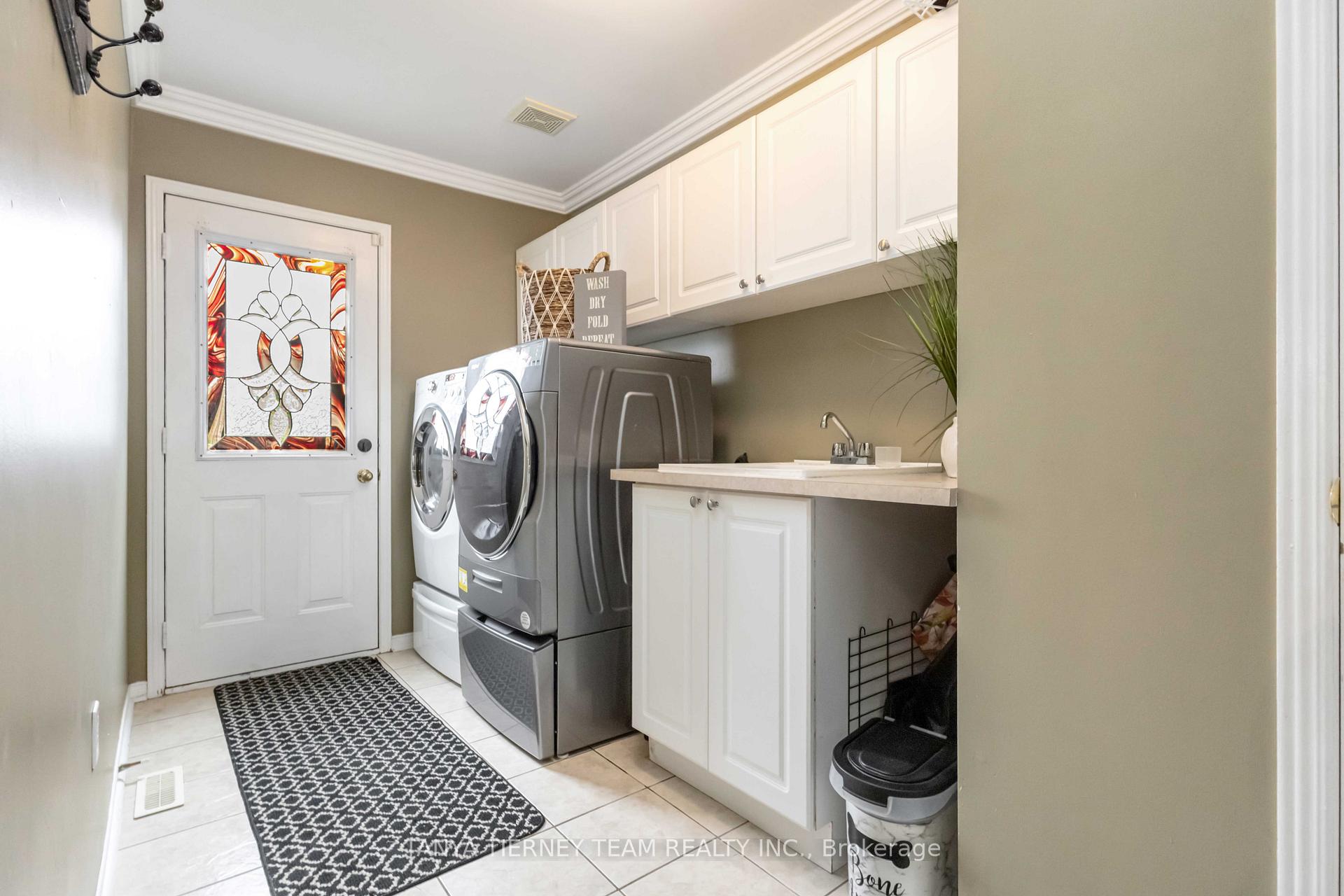 Photo 19 of 11 Claridge Crescent, Whitby, Taunton North — HOMEH