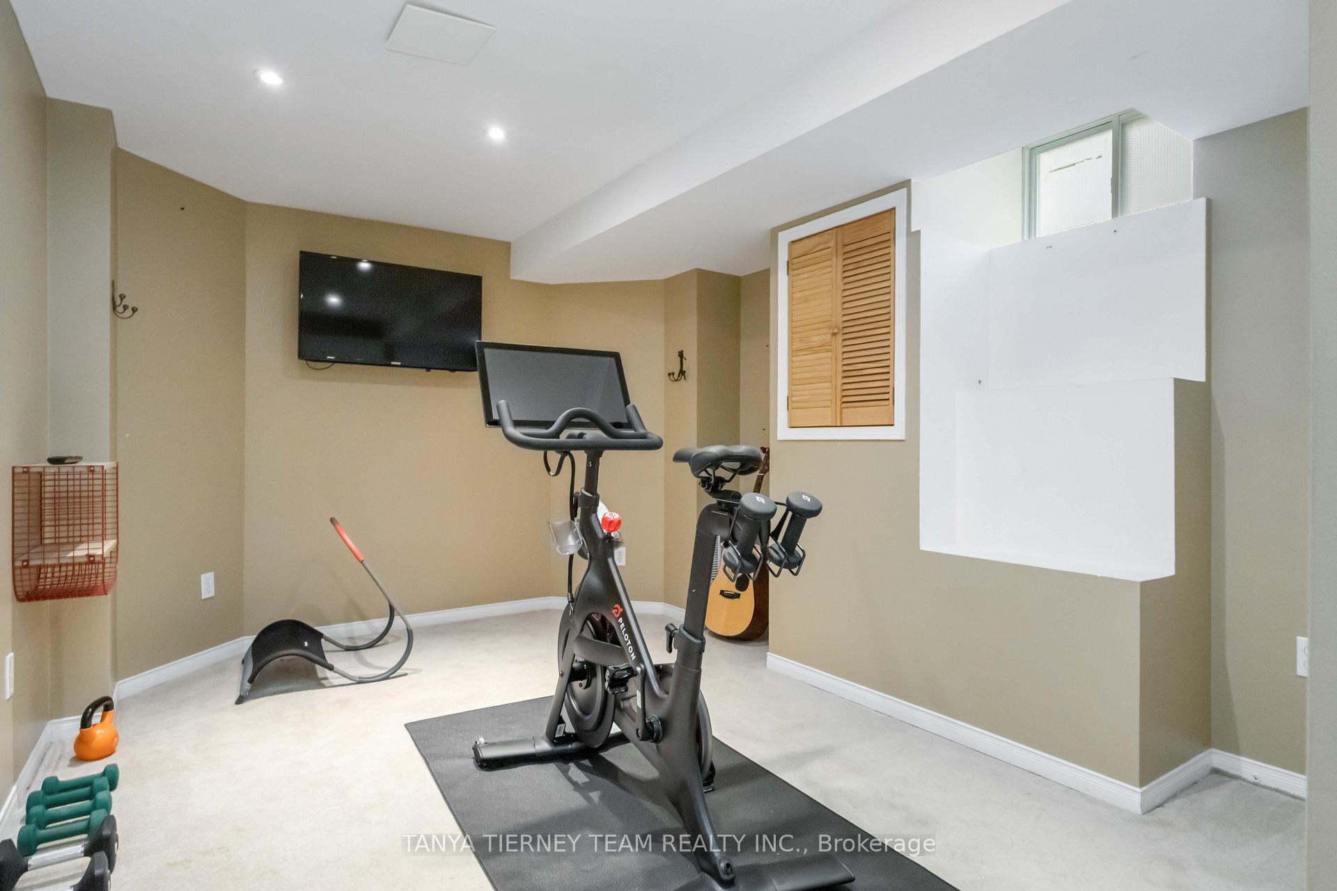 Photo 35 of 11 Claridge Crescent, Whitby, Taunton North — HOMEH