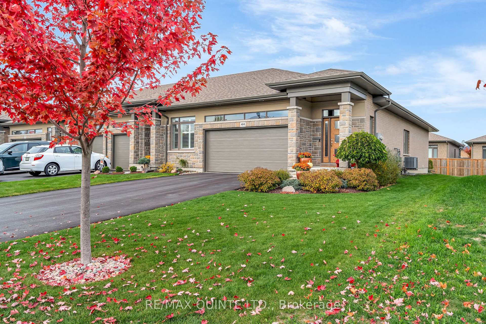 Photo 4 of 44 Covington Crescent, Belleville, Thurlow Ward — HOMEH